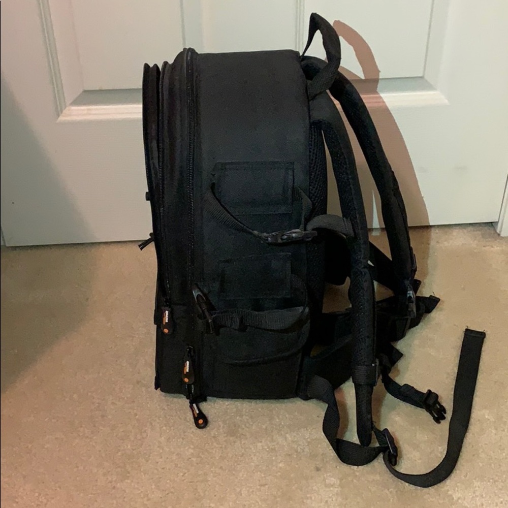 Amazon Basic Backpack - Picture 4 of 7